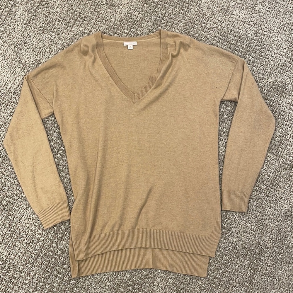 Tan Gap sweater